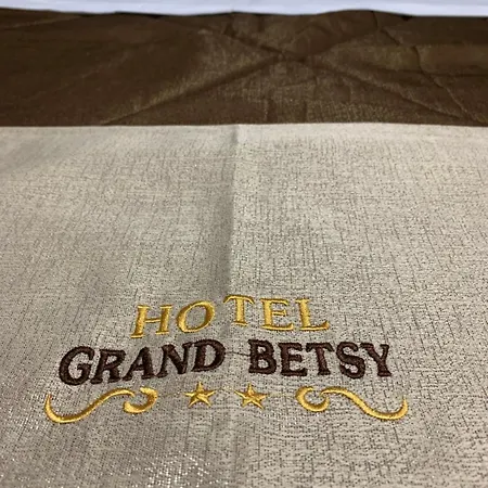 Grand Hotel Betsy Lima Exterior photo