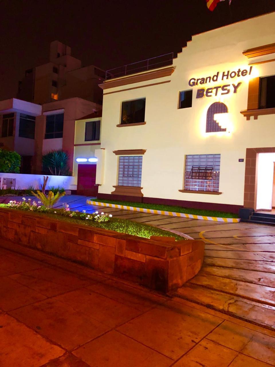 Grand Betsy Hotel 4*
