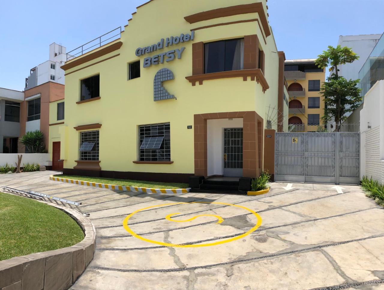 Hotel Grand Betsy